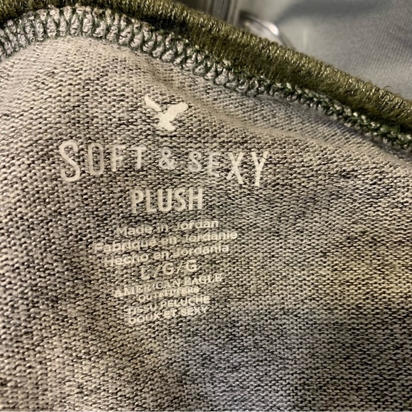 American Eagle Soft & Sexy Plush Camo Top - Picture 4 of 7